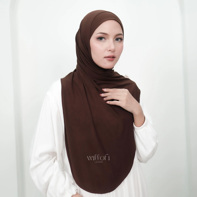 Product image Sakura Baru X Willofi - Hijab Bergo Instan Laisya Anti Uv dan Bakteri Rayon Premium Jumbo Mahogany