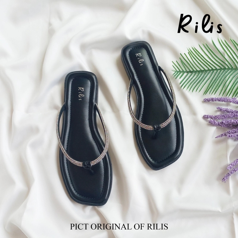 Product image Rilis - Sandal Flat Wanita Berliana (Rilis 33) 37 Hitam