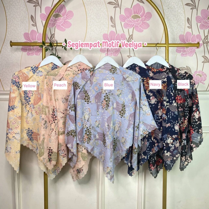 Product image Milyarda Hijab - Paket Hampers Box SegiEmpat Motif 2pcs Box