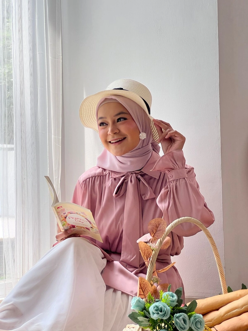 Product image byLayna Official - Baju Kemeja Wanita Polos Ghania Blouse S Dusty Pink