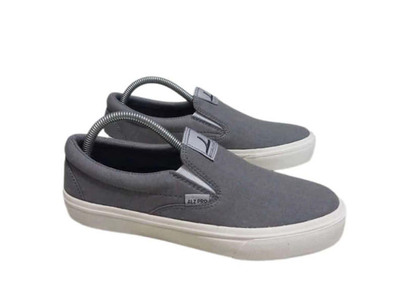 Product image ALZ PRO 9107 Grey Sepatu Kanvas Slip On Pria 38 Grey
