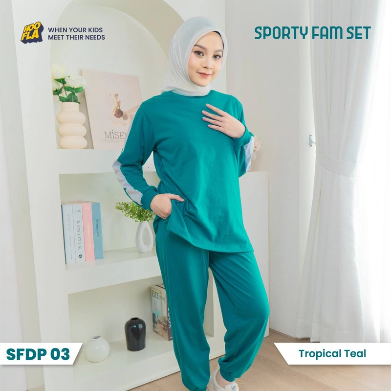 Product image Hoofla - Hoofla - Setelan Couple Keluarga Baju Olahraga Sporty Fam Set Tropical Teal XL Ibu
