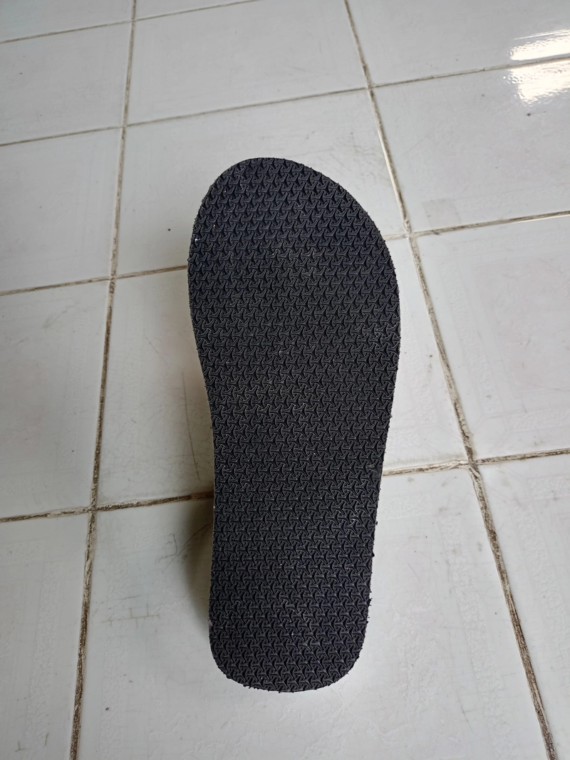 Product image Elzea.co - Sandal Pria 01 39 Black