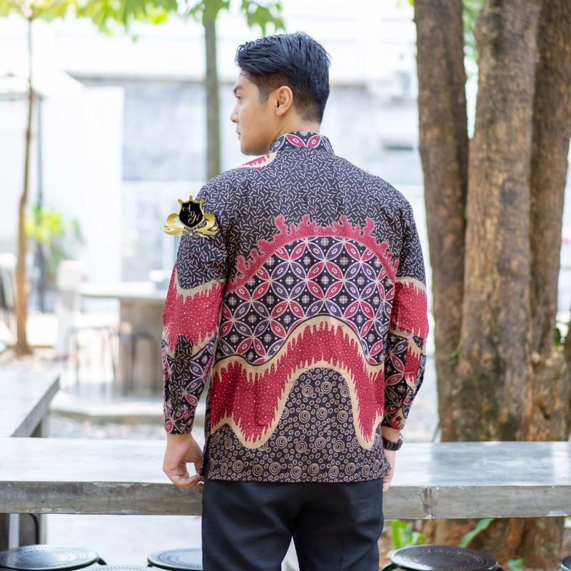 Product image Kois Batik - Batik Couplen Kemeja Dan Tunik Motif shafa marun M Kemeja shafa marun