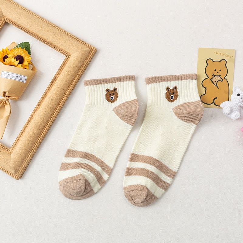 Product image Kaos Kaki satu set isi 5 pasang Unik Lucu Wanita Fashion Motif cokelat isi 5 psg/set cokelat bear