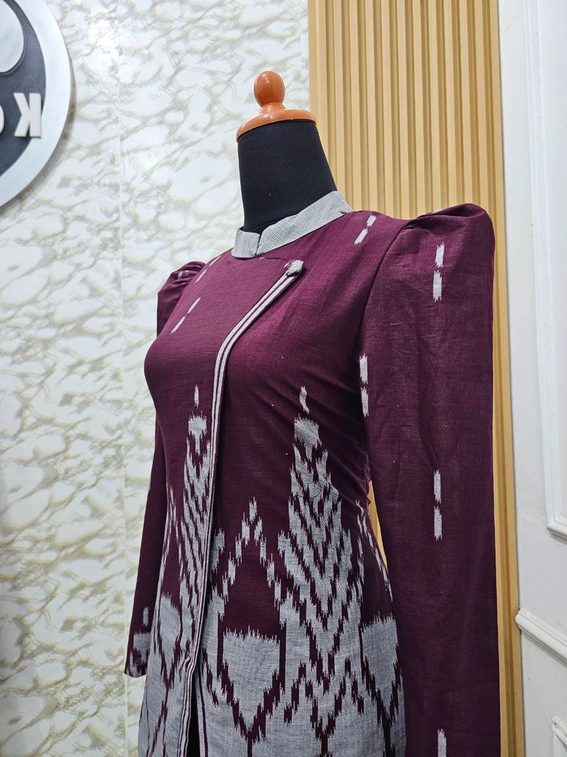 Product image Kois Batik - Batik Baju Kerja Modern Kekinian Berlapis furing motif songket S Blouse songket burgu