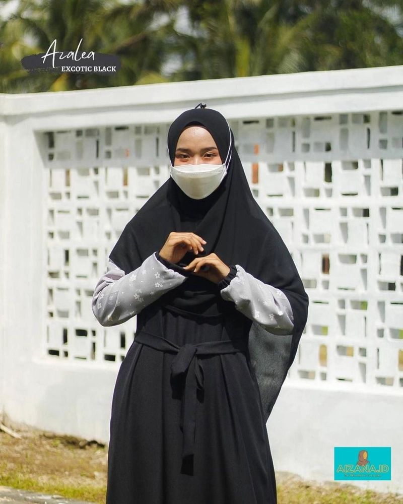 Product image Gamis Azalea Motif Bunga Eksotis & Sage M excotic black