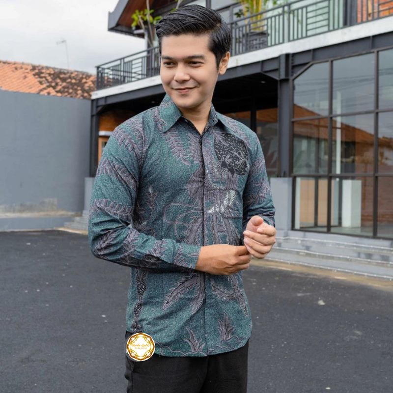 Product image Kemeja Batik New Slimfit Tebal Halus dan Tidak Luntur A4 M Motif A4