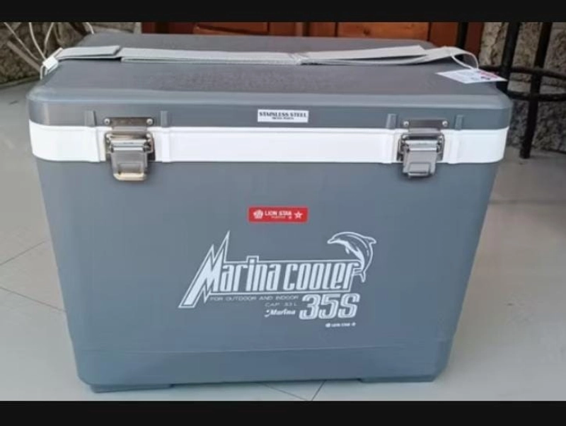 Product image Rizki Electronics - MARINA COOLER BOX 35 S LION STAR 33 L tempat pendingin rundom