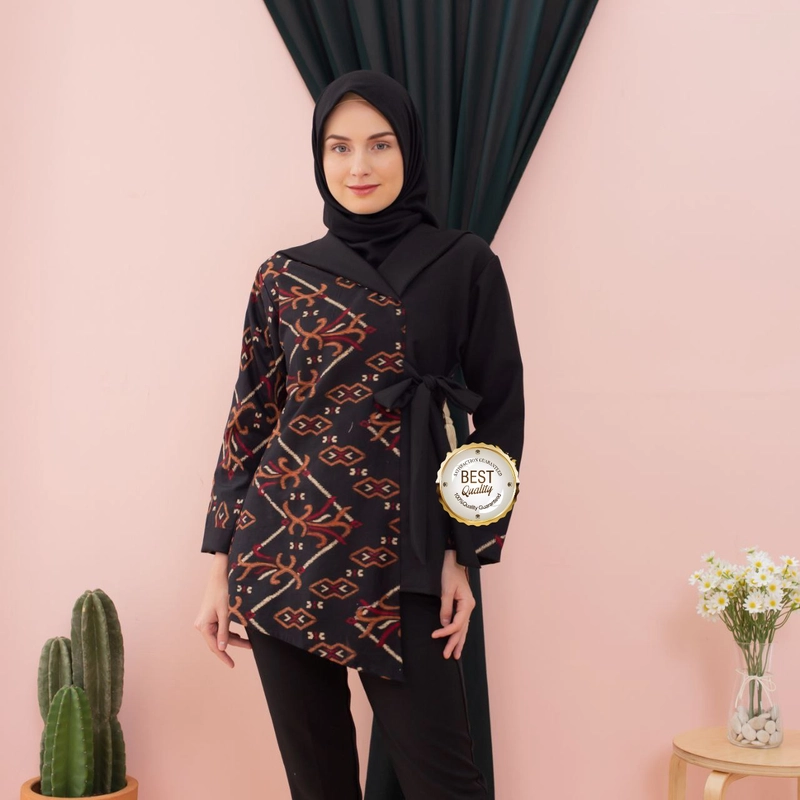 Product image Kois Batik - Atasan Batik Wanita Blouse kekinian kombinasi Zeena Baju kerja M Hitam