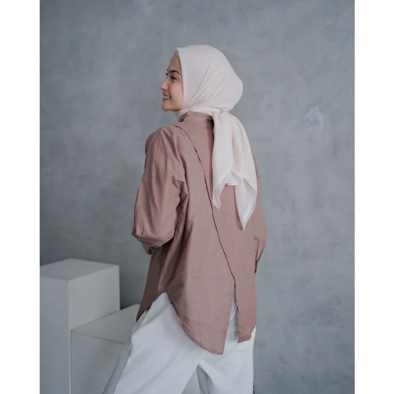 Product image Ladee Official - KEMEJA MODEL NELKAA FIT TO L MILO
