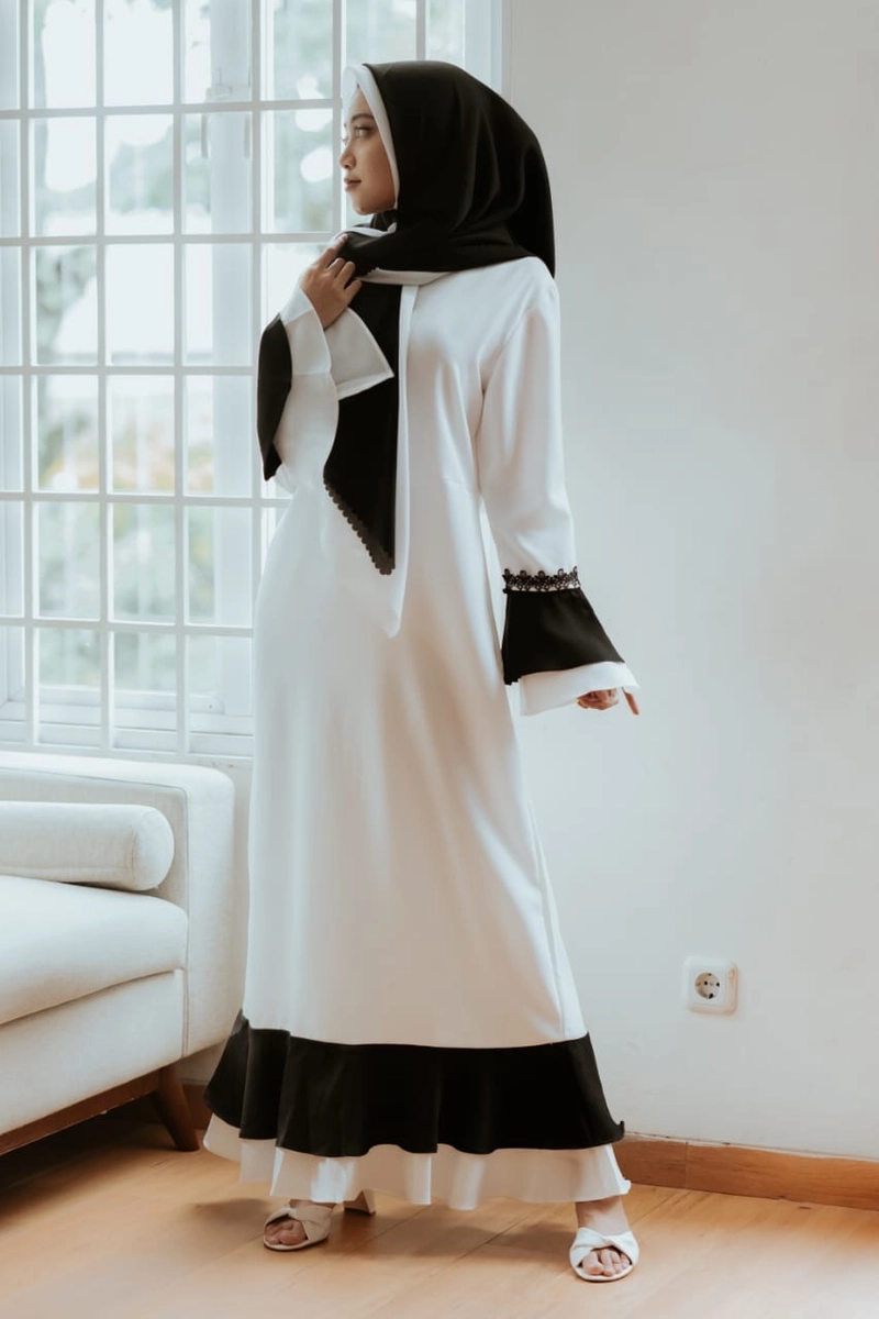 Product image True Way - Flushout Original Zoya No Label Gamis Wanita Muslim Hitam Putih S Hitam Putih