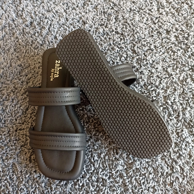 Product image Nayla - Sandal Wanita Platform Series Citra 37 Hitam