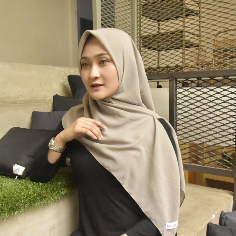 Product image Koperasi Digital Smartcoop Indonesia - Voal Square Latisha Segi Empat Cream