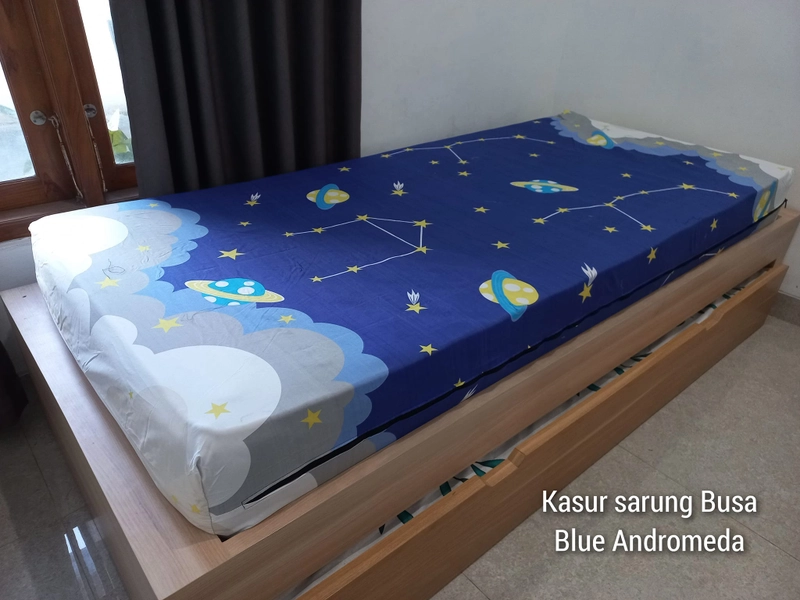 Product image MNAIMA - Sarung Kasur Ukuran 100 x 200 100 x 200 Blue Andromeda