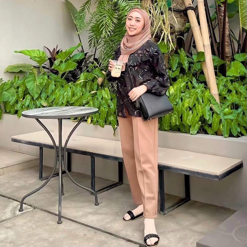 Product image [BIG1] BELI 1 GRATIS 1 - Baju Atasan Wanita Amily Kemeja All Size fit to L Hitam