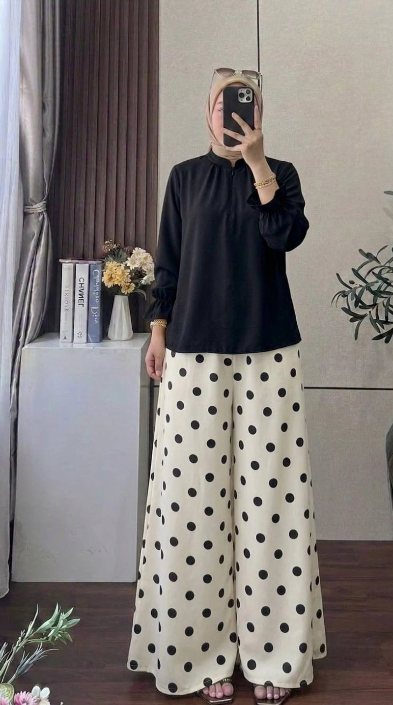 Product image Khisna collection - Oneset gintani best seller wanita Allsize Polka hitam