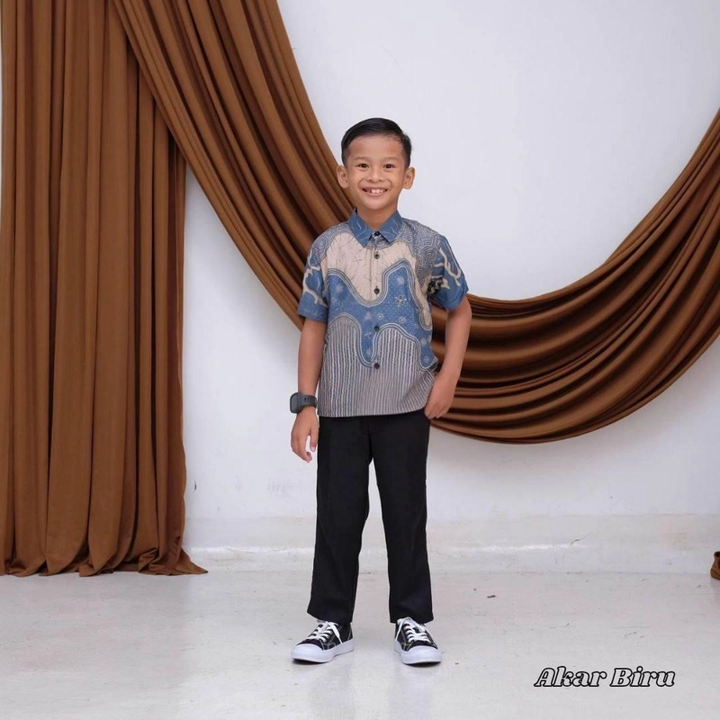 Product image Kois Batik - Kemeja batik couplen ayah dan anak bagus banget terbaru motif akar xl hem anak akar
