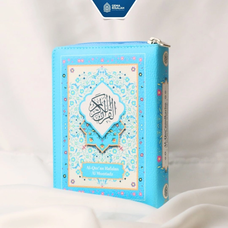Product image Gema Risalah - Alquran Hafalan Resleting QPP Ukuran A6 Premium Cover Warna Biru Muda
