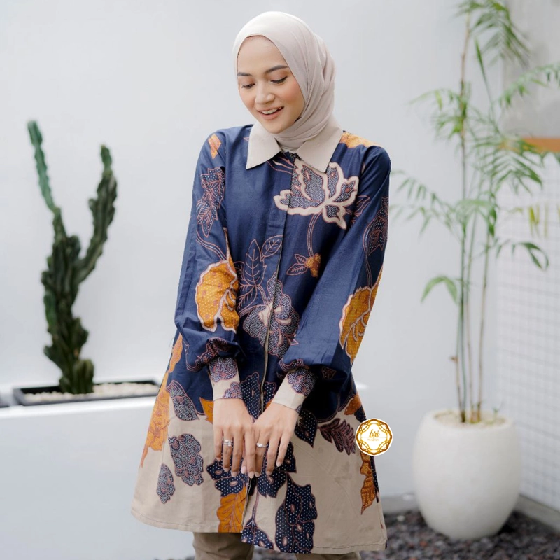 Product image Rambe Batik Indonesia - Couple Tunik Mawar Exclusive Biru Kemeja Saja Size M Biru