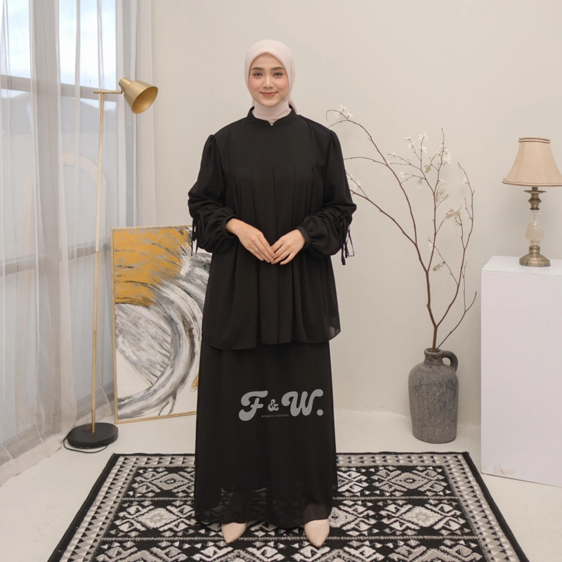 Product image Sakura Baru X FnW - Nadhiva Set One Set Setelan Baju Dan Rok Babydoll Atasan Bawahan All Size Hitam