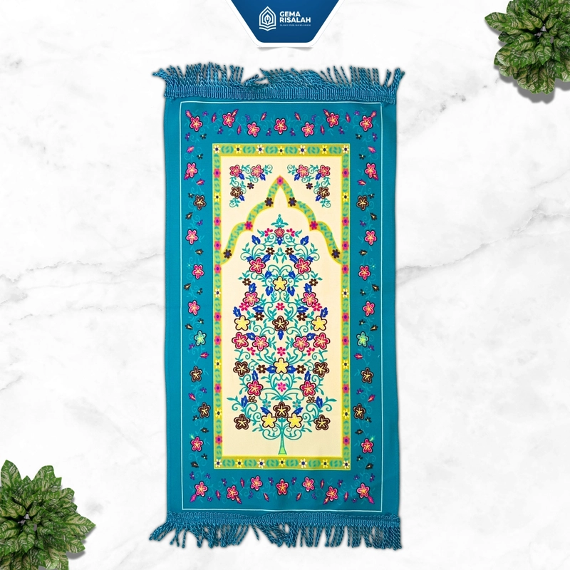 Product image Gema Risalah - Hampers Gift Set Ibadah Quran Saku Resleting dan Sajadah Turkiye Premium Anti Slip Hampers Biru