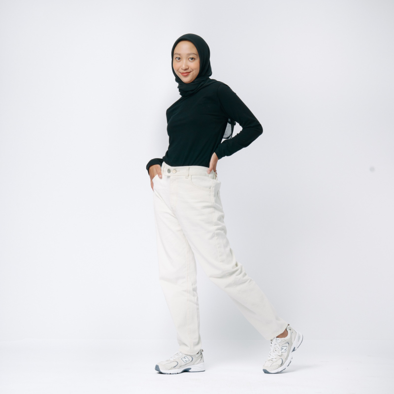 Product image MKY Clothing - BASIC TAPERED BOYFRIEND JEANS PUTIH S (26) Putih