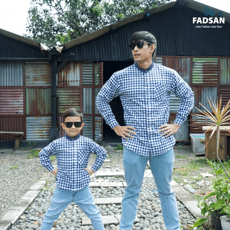 Product image FADSAN - Kemeja Retro Kotak-Kotak Navy Lengan Panjang Ayah dan Anak - Retro Series SIZE ANAK XS RETRO NAVY