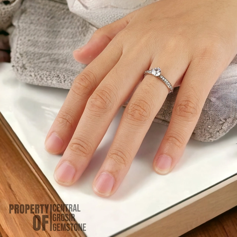 Product image CENTRAL GROSIR GEMSTONE - Cincin Perak Wanita 925 Silver Asli Permata Zirconia Like Ring Berlian 7 Silver