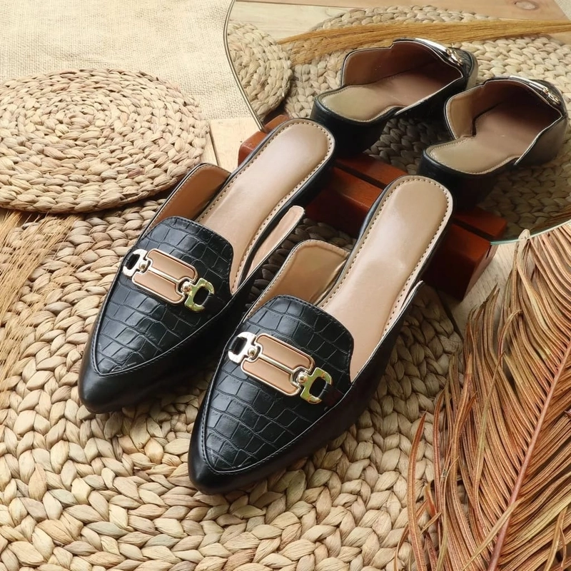 Product image LUXIA - Sandal Selop Hels Wanita 3 Cm Adella-01 37 HITAM