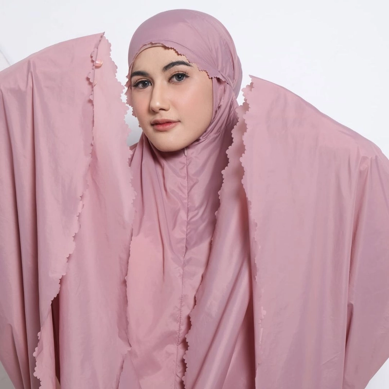Product image Teeca.co - Mukena Traveling 2in1 Parasut Korea Emigra Series Dewasa Dusty Pink