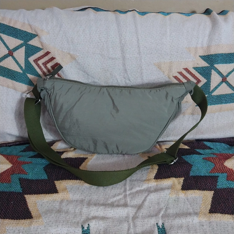 Product image CBL - SHIRIN Waistbag - Tas Pinggang Dan Selempang Half Monn Waistbag Dan Slingbag Unisex Simple Casual Ba Small Hijau Olive