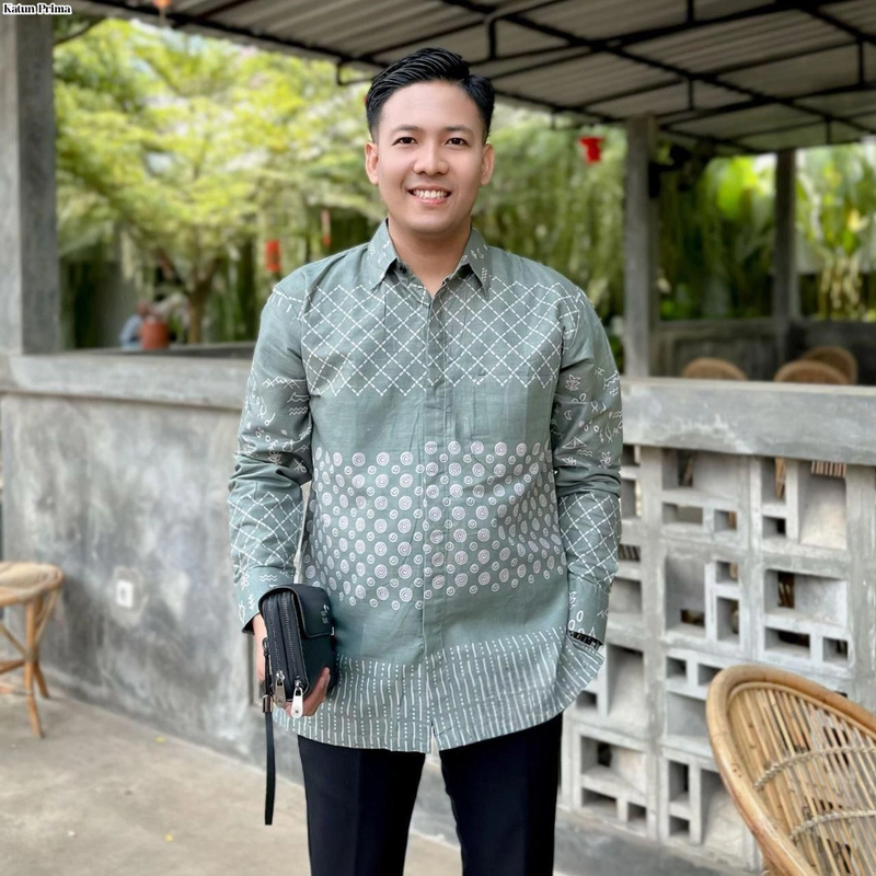 Product image Kois Batik - Atasan batik couplen kemeja dan tunik motif jaring sage modern M Kemeja jaring sage