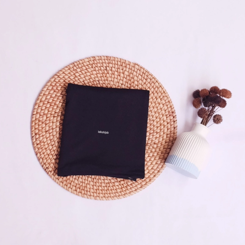 Product image Leika - MEYRA HIJAB INSTAN ANAK/ HIJAB NON PET PREMIUM 7 - 10TAHUN/ KERUDUNG SEKOLAH ANAK WARNA BLACK