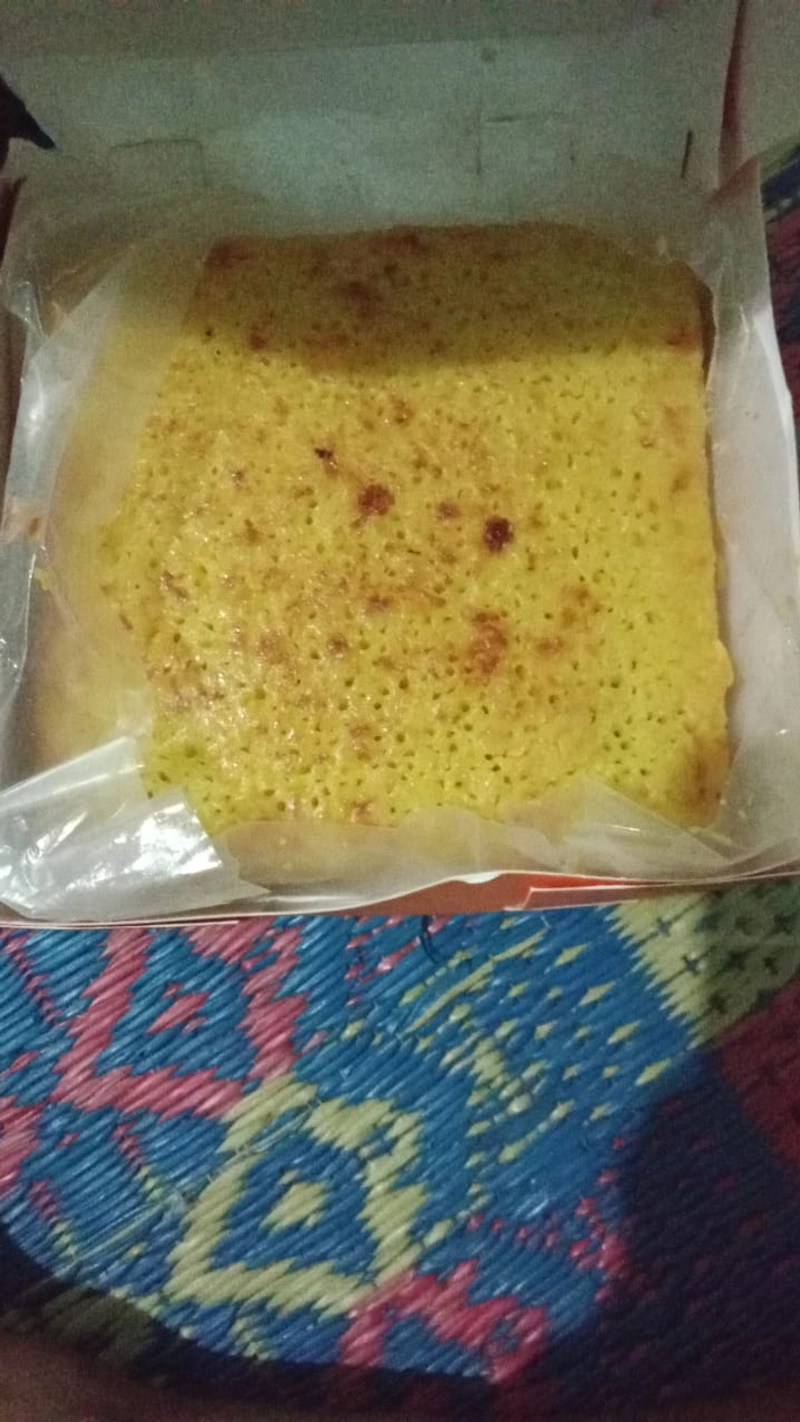 Product image PORIS AL SHOP INDONESIA - BIKA AMBON MEDAN ORIGINAL BESAR PALING ENAK LEZAT LEMBUT FRESH DI KELASNYA 'BESAR / 1.839Kg" "Kuning / Enak"