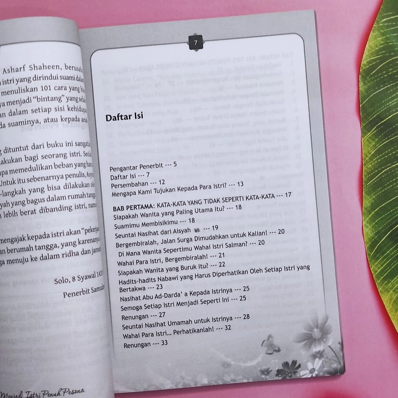 Product image Pustaka Arafah - Menjadi Istri Penuh Pesona SC Soft Cover