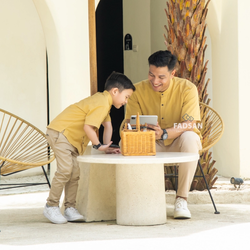 Product image FADSAN - Kemeja Semi Formal Couple Ayah dan Anak Lenan Pendek Warna Yellow -Tufy Series SIZE BAYI NO.1 TUFY YELLOW