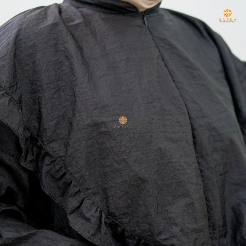 Product image Nafeesa Collection - Mukena Abaya Travel Rempel Depan L Hitam