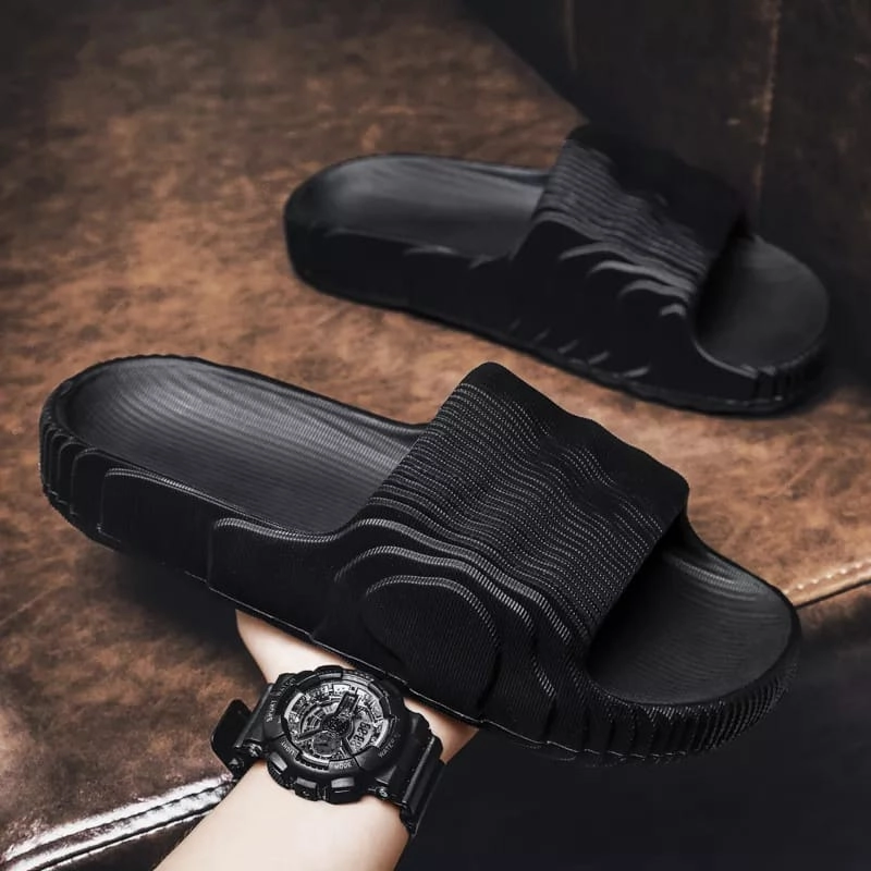 Product image Ranjojo - Sendal Slip On Cowok Eva Sandal Slop Pria Ranjojo BR01 Terbaru Fashionable Empuk Tebal Trendy 39 HITAM