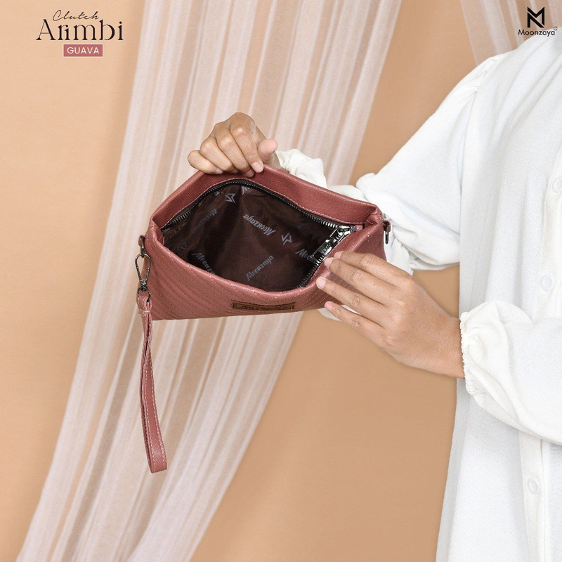 Product image Fashopid - MOONZAYA TAS SELEMPANG CLUTCH ARIMBI ALL GUAVA