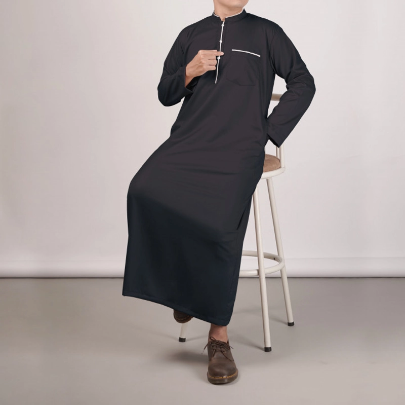 Product image QOMISHU - Jubah Premium Pria GHANIM XL BLACK