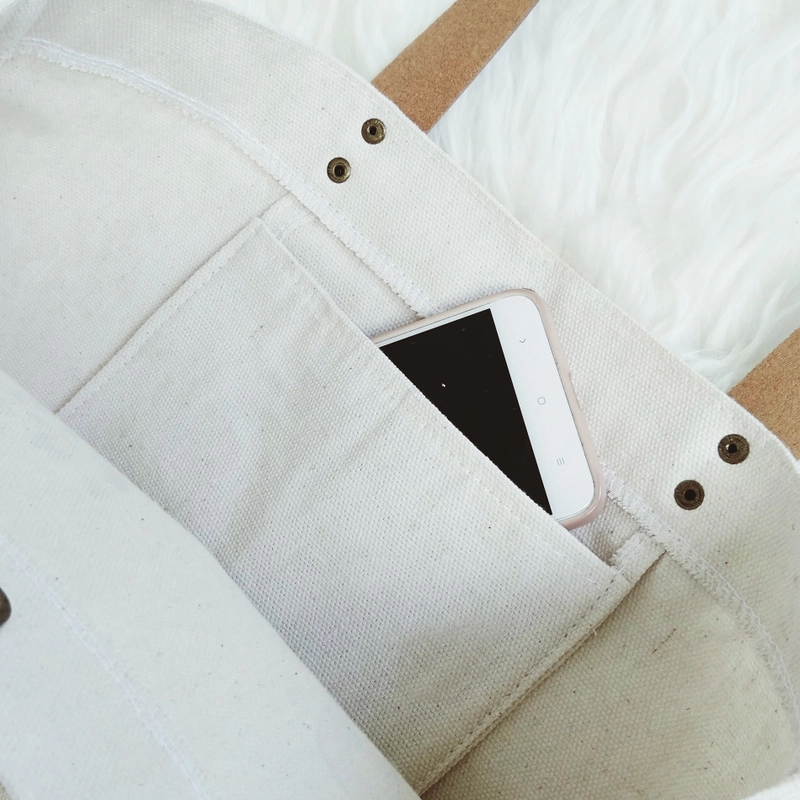 Product image Dewani - Totebag Canvas Seri Souvenir Tas Kanvas oleh oleh Australia - 07 40x36x5 Cream