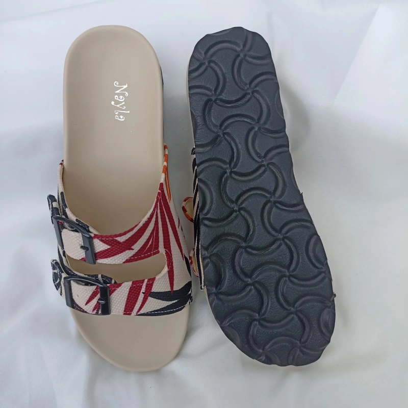 Product image Nayla - Sandal Wanita Motif Kekinian Gesper Ban 2 Series Hanifah 37 Motif Bunga Merah
