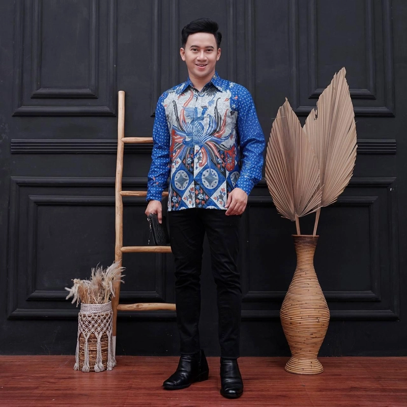 Product image Kois Batik - Batik coupel gamis dan kemeja kekinain standar jumbo motif korpri biru M Kemeja korpri biru