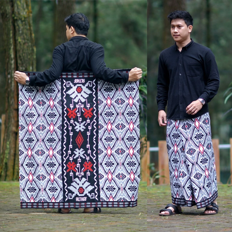 Product image Kois Batik - NEW ARRIVAL SARUNG SANTRI DEWASA SARUNG GOYOR FANNAN Sarung dewasa Hitam