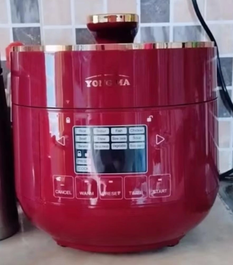 Product image Rizki Electronics - YONG MA Rice Cooker Pressure Cooker SMP 7015 0,8 L/jawa merah/biru
