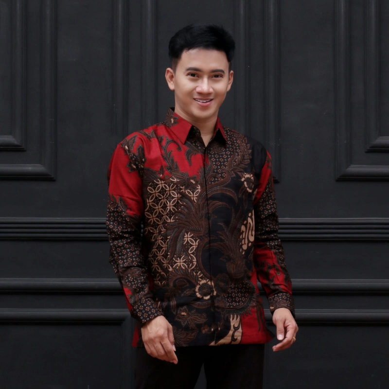 Product image Kois Batik - Kemejan batik lapis furing merah kombinasi M Merah kombinasi