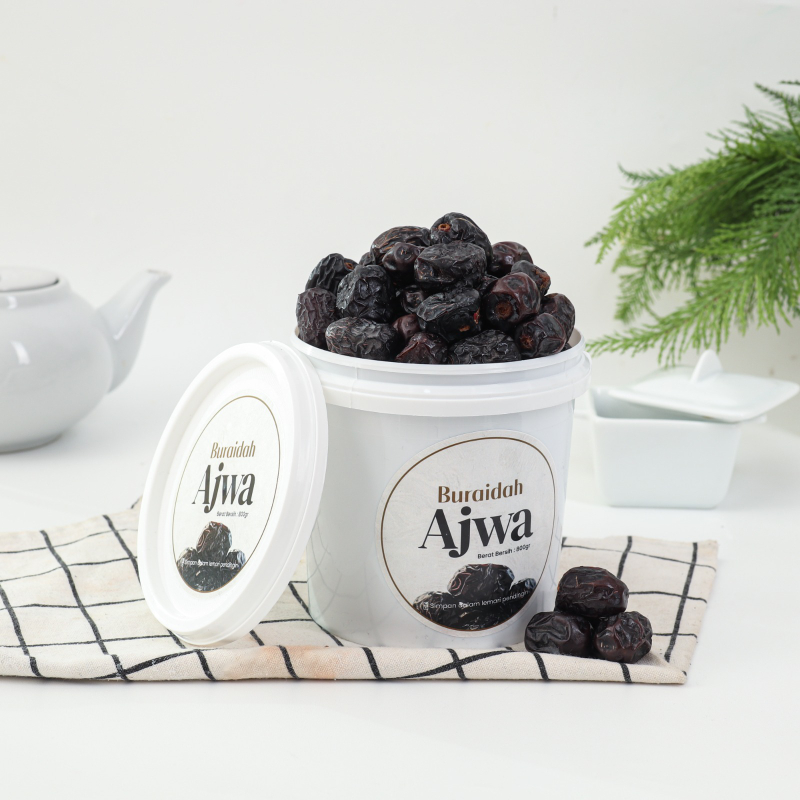 Product image Aliya - Kurma Ajwa Medium Ember 800g Manis