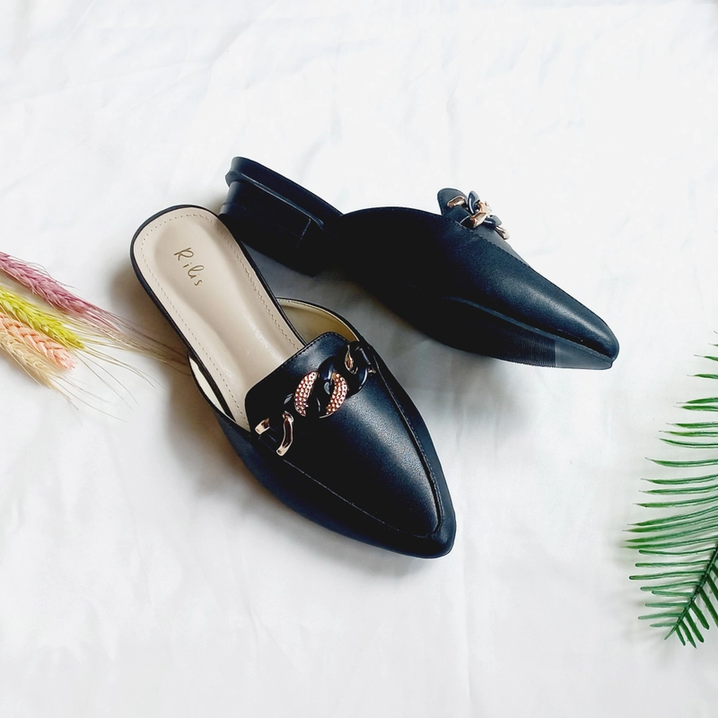 Product image Rilis - Sandal Wanita Elma Bapau (Rilis 26) 36 Hitam