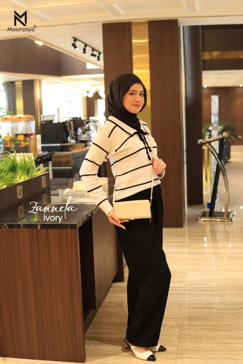 Product image Moonzaya - DOMPET ZANNETA BY MOONZAYA DOMPET TALI PANJANG DOMPET WANITA DOMPET ZANNETA IVORY